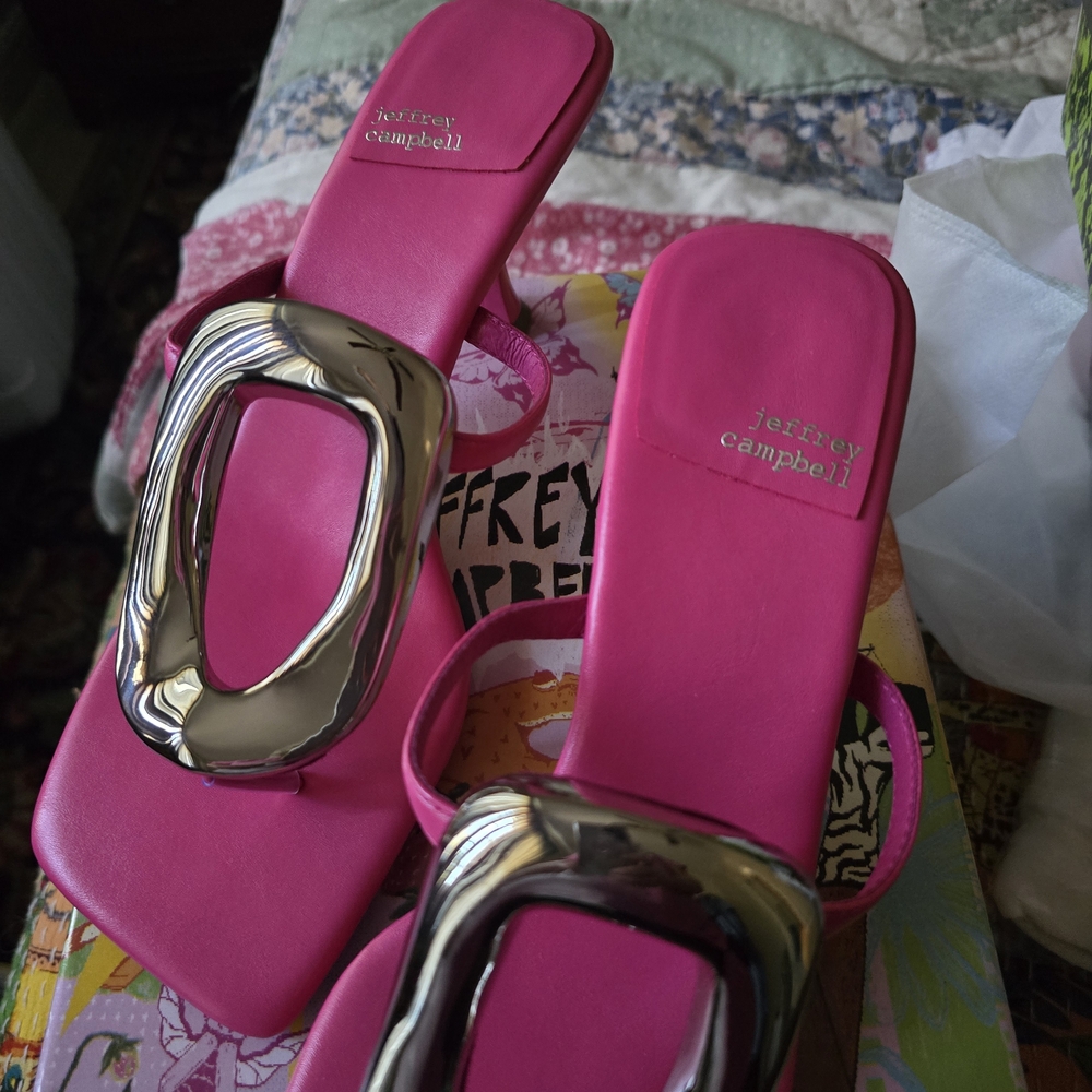 Jeffrey Campbell Pink Sandals with Silver Accent - Picture 8 of 9